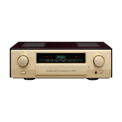 C-3900 | Préamplificateur